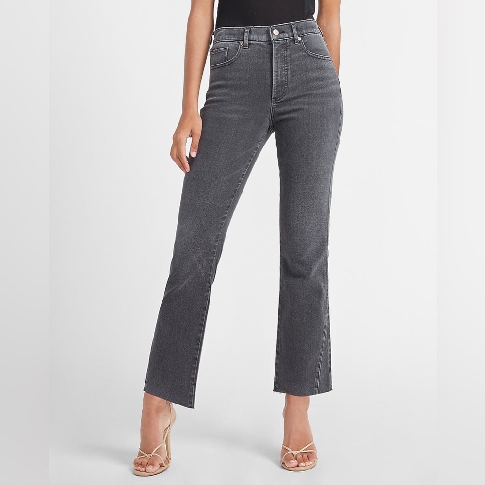 Express NWOT Cropped Flair Grey High Rise Jeans Size 12R